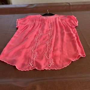 🧡Beautiful Coral colored Johnny Was Top